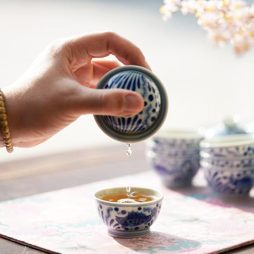 Teaware - Mini Gaiwan set (Blue and White, fish & seaweed, 50cc)